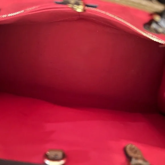 Louis Vuitton Onthego GM Tote Bag - Picture 7 of 9